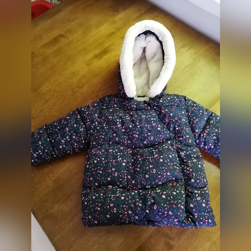 Tape à l'oeil Baby Girl coat size 23M (european brand)